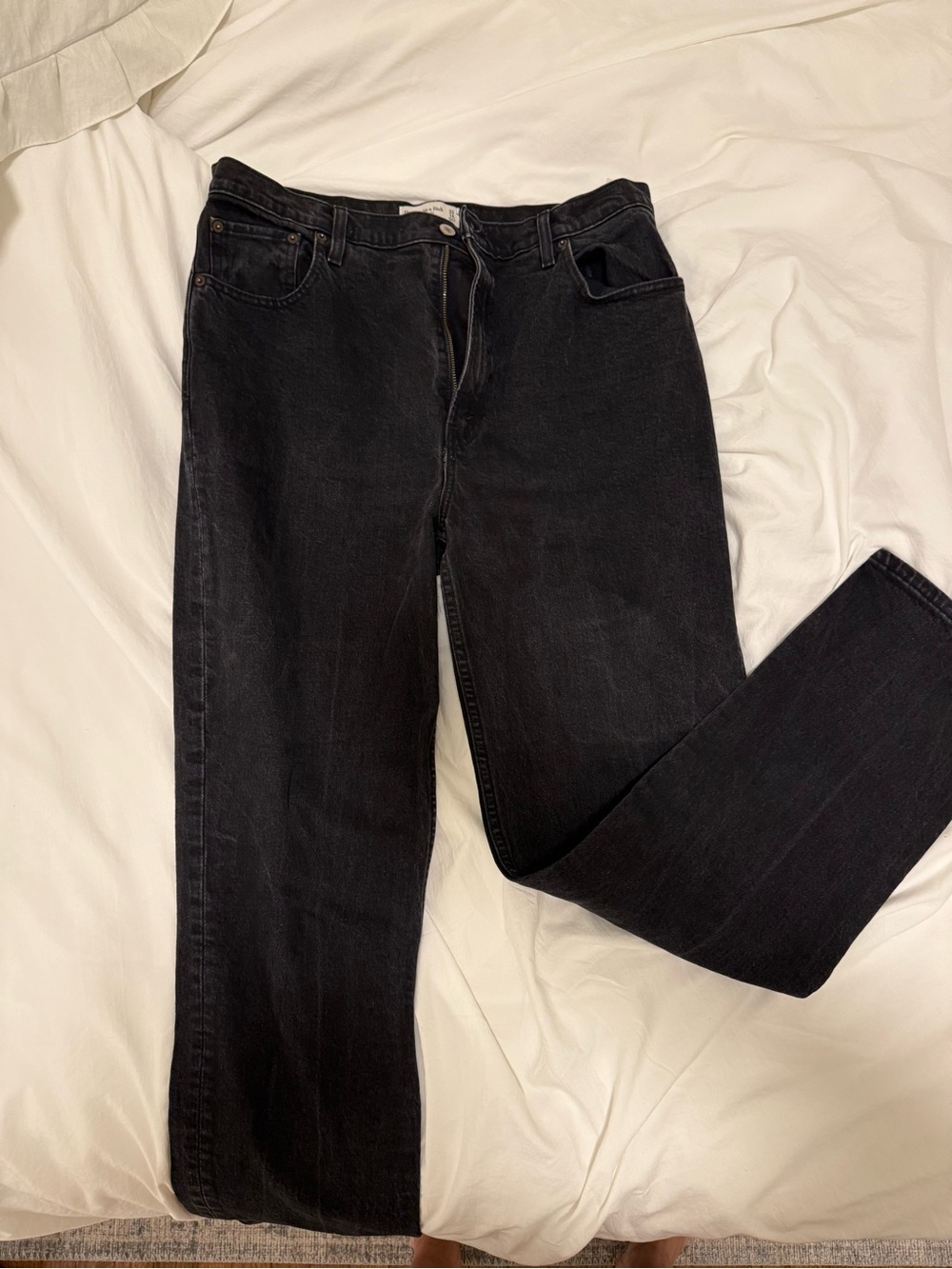 The 90’s Straight Ultra High Rise Black Jeans